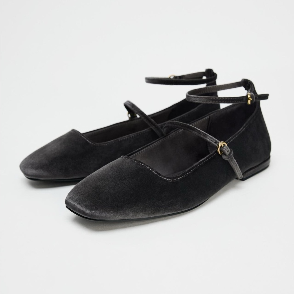 Zara Gray Velvet effect Ballet Flats shoes Buckle Strap Mary Jane Squared NWT